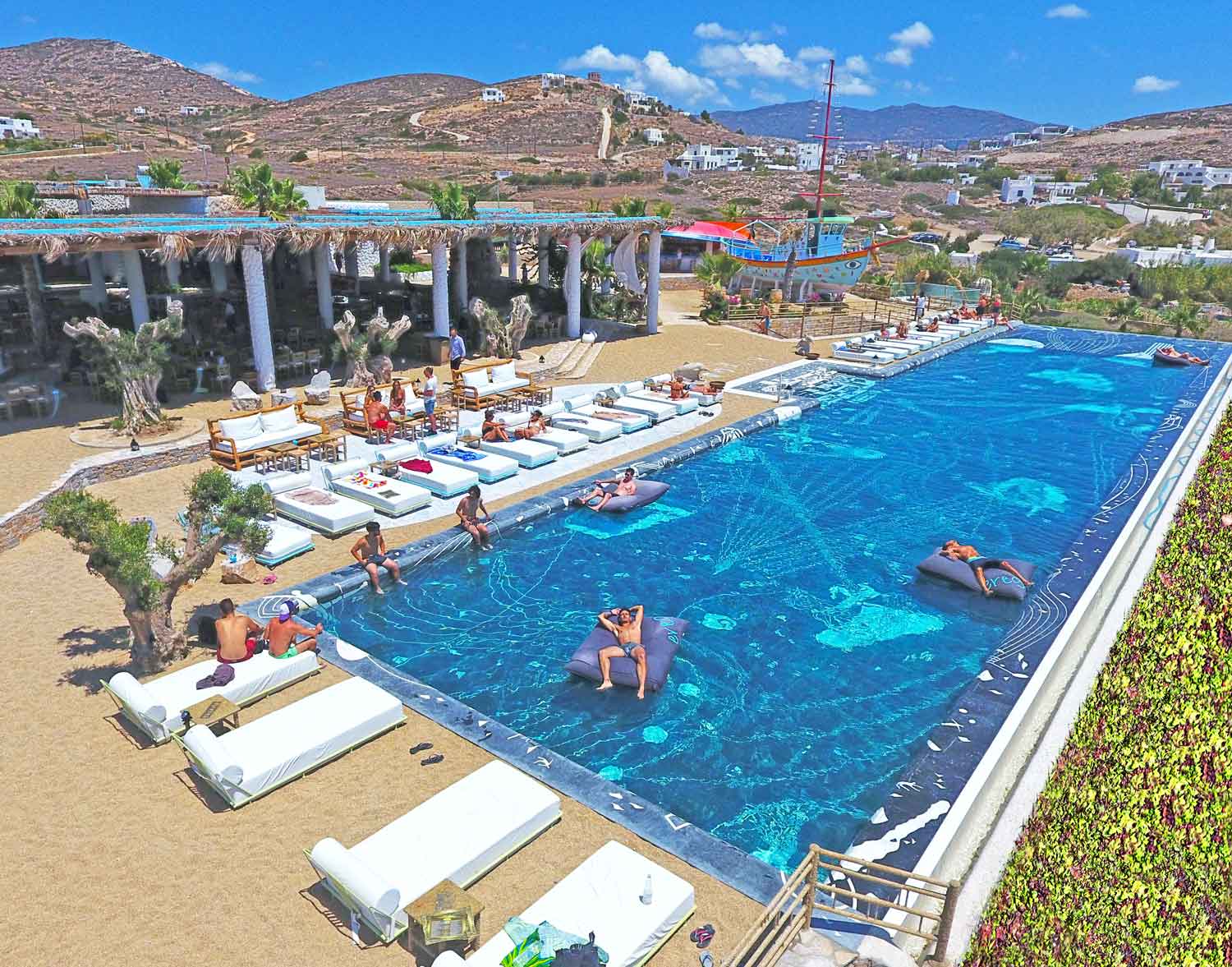 EREGO Beach Club & Restaurant
